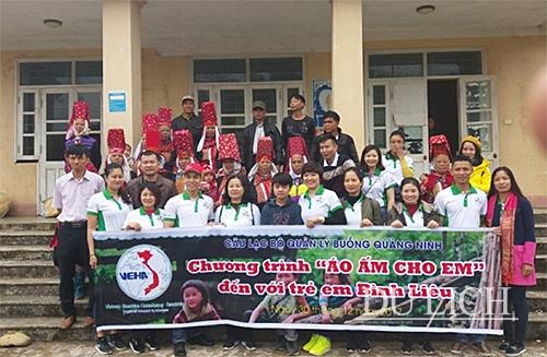 VEHA tổ chức chương trình“Áo ấm cho em” đến với trẻ em và đồng bào xã Đồng Văn, huyện Bình Liêu, Quảng Ninh